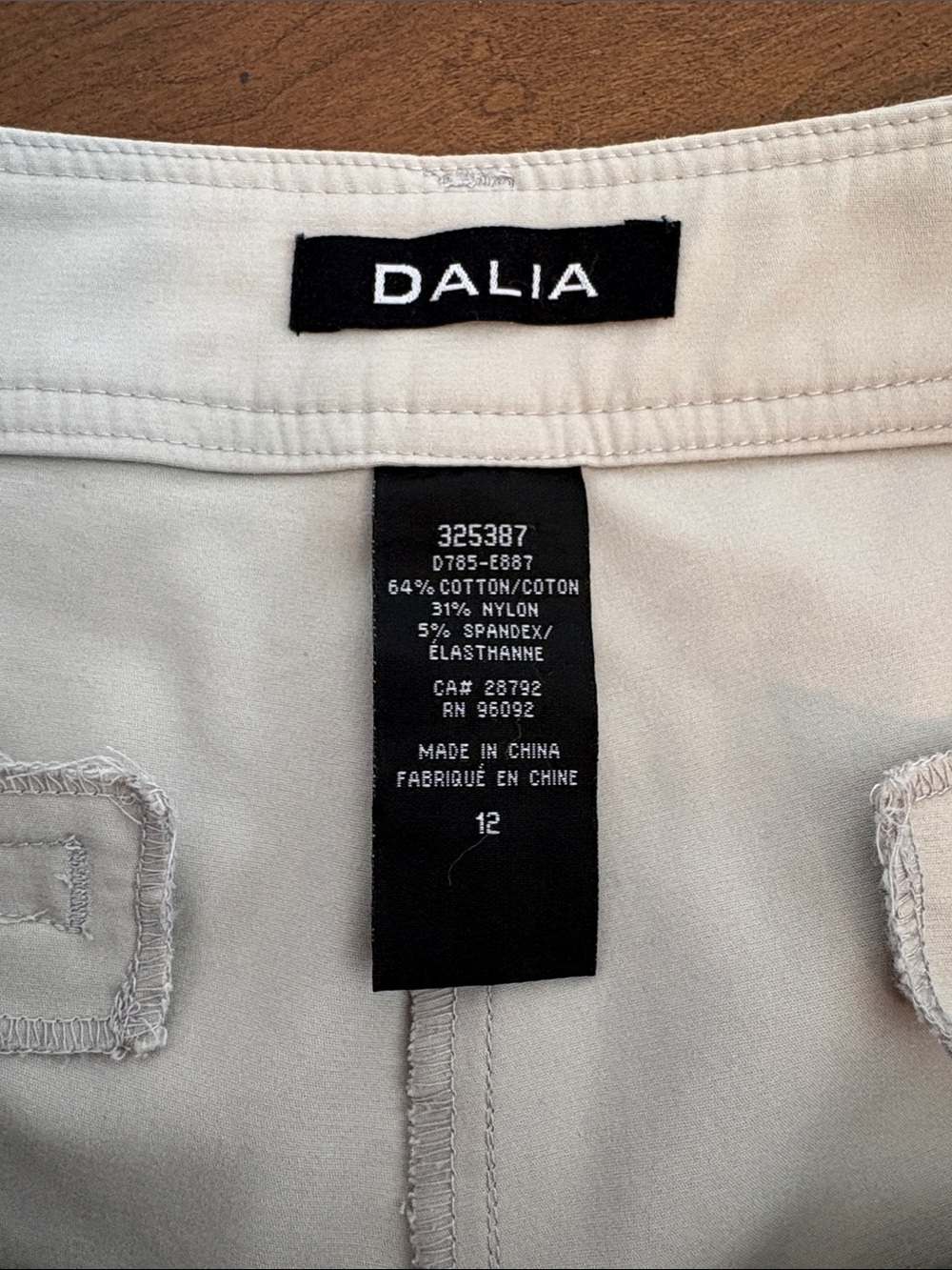 Dalia Beige Capris